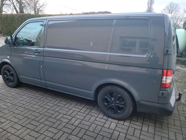 Volkswagen T5 Transporter