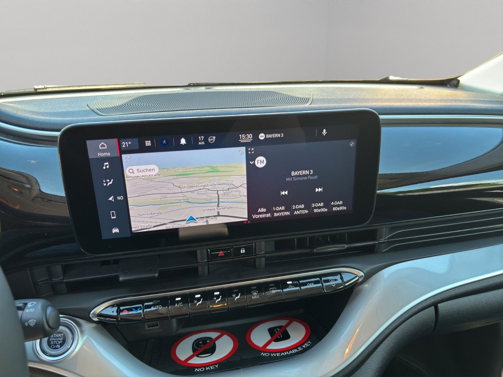 Fahrzeugabbildung Fiat 500e Icon | 42kwh | Carplay