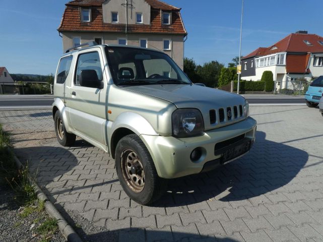 Suzuki Jimny Anhängerkupplung Radio  4X4