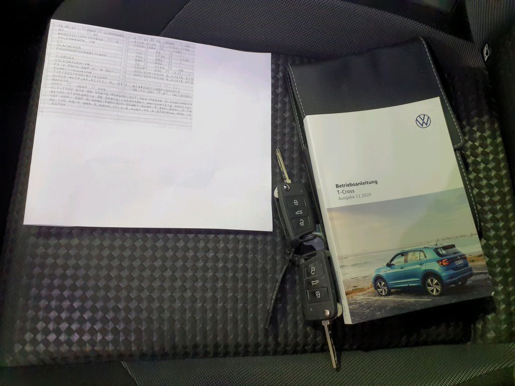 Volkswagen T-Cross Life Active 1.0 TSI 70kW 5-Gang 4 Türen