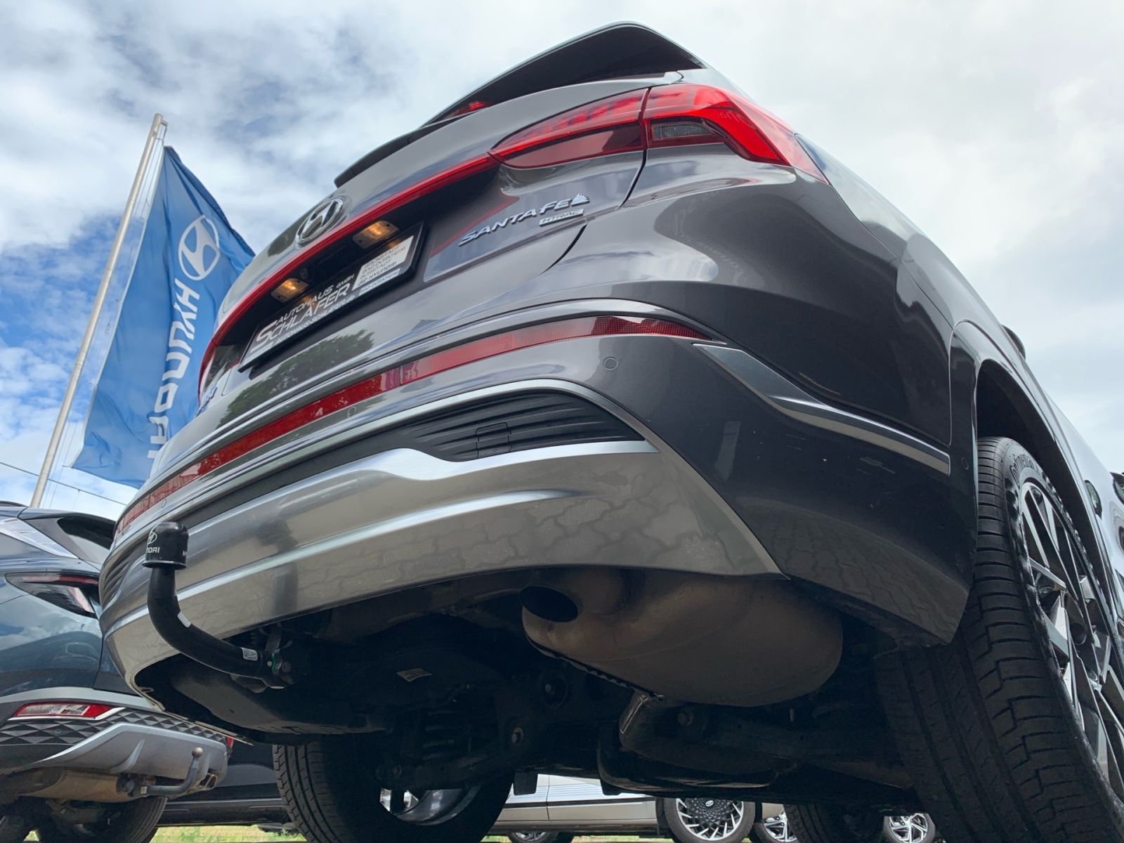 Fahrzeugabbildung Hyundai SANTA FE 2.2 CRDi Signature 4WD AHK PanDach