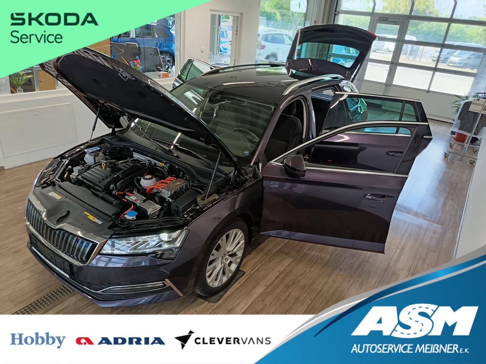 Skoda Superb Combi Style iV*AHK*DCC*COLUMBUS*MATRIX-LE