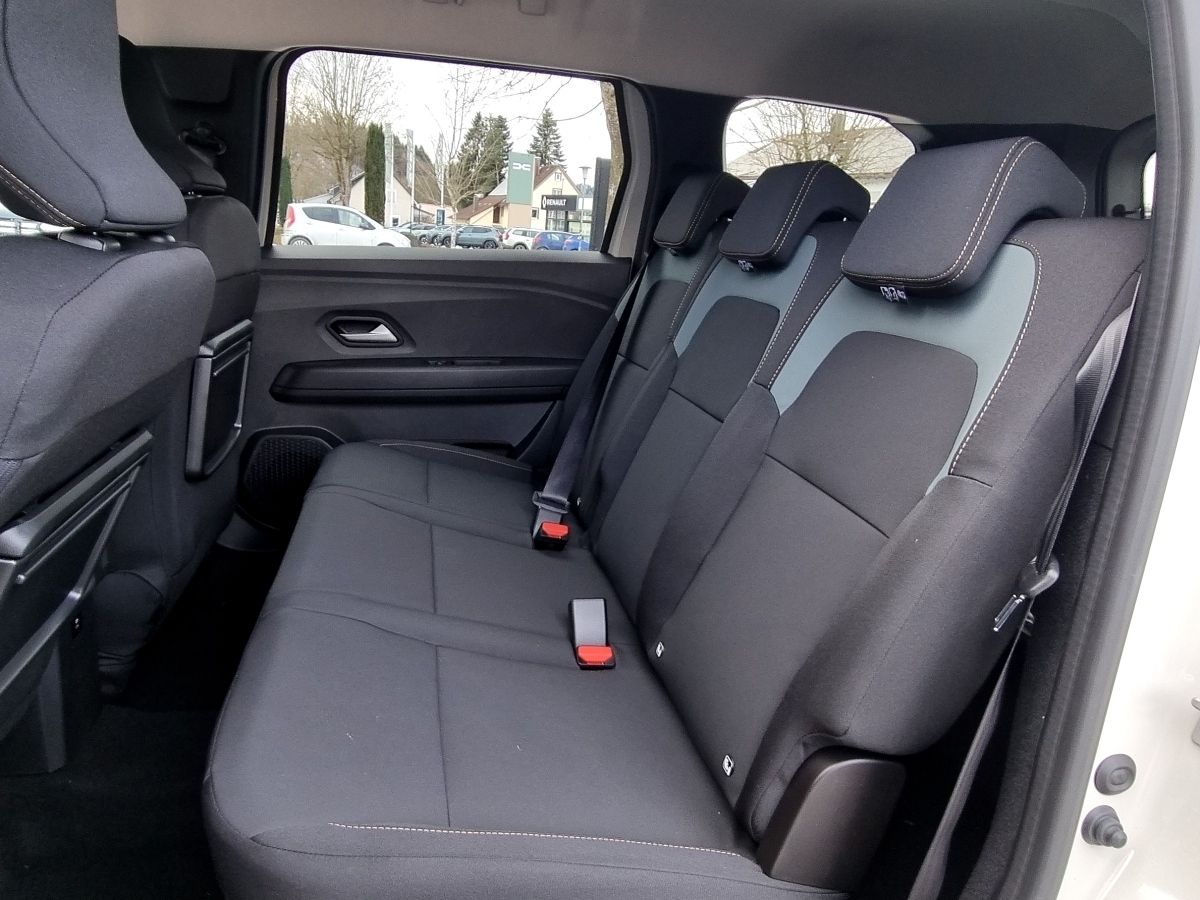Fahrzeugabbildung Dacia Jogger Extreme hybrid 155