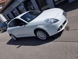 Alfa Romeo Giulietta Collezione - Alfa Romeo Giulietta mit Diesel-Antrieb: Automatik