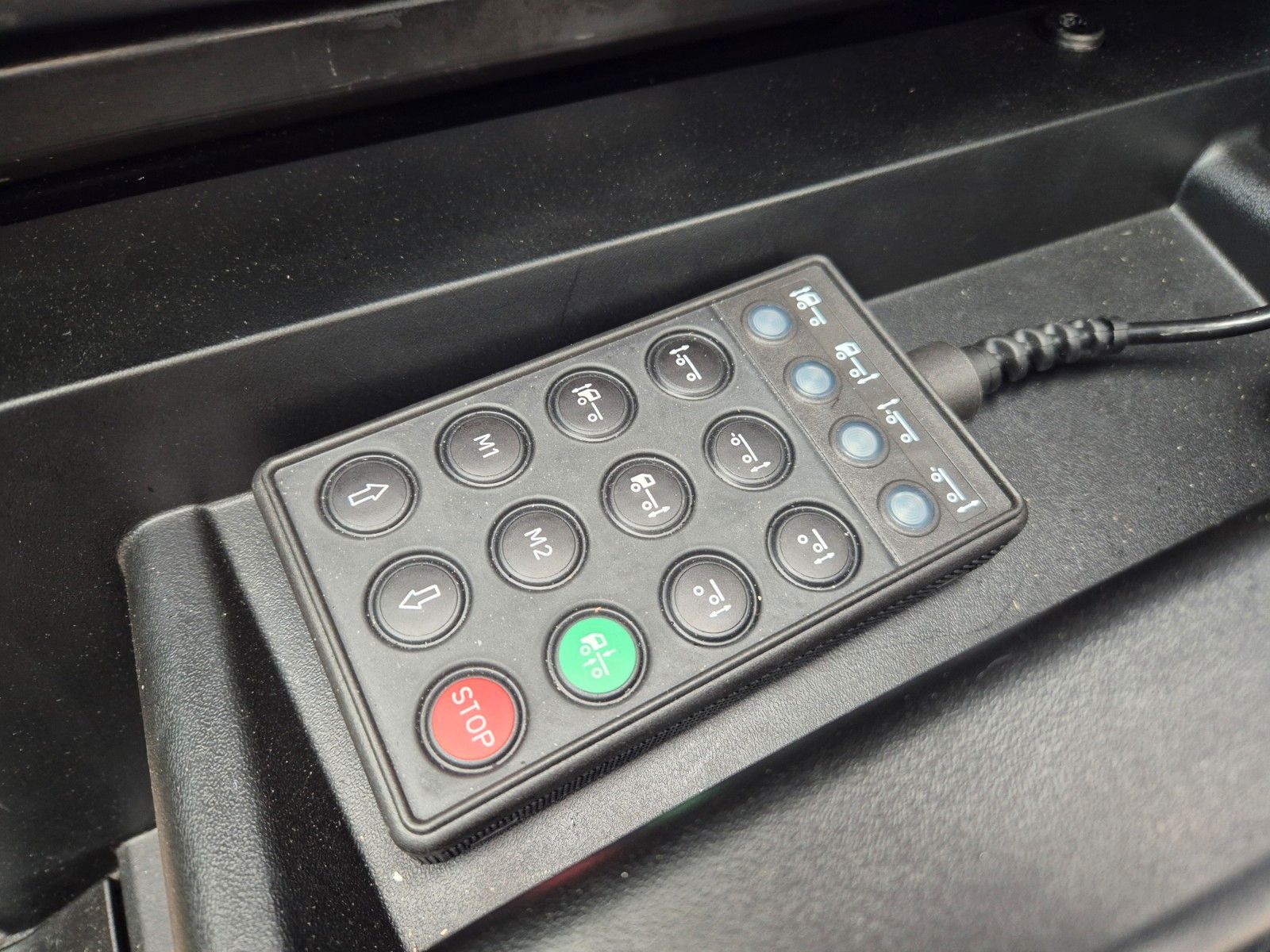 Fahrzeugabbildung Iveco S-Way AD190S40/P Curtainsider *MirrorCam*LBW*