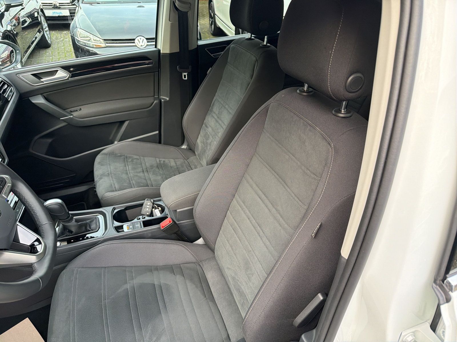 Touran Highline TSi DSG Navi Kamera beh Frontsch