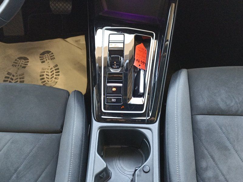Fahrzeugansicht 12 Fahrzeugabbildung Volkswagen Golf VIII 1.5 eTSI Style DSG MATRIX-LED+KAMERA+