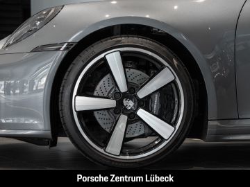 Porsche 992 - 9