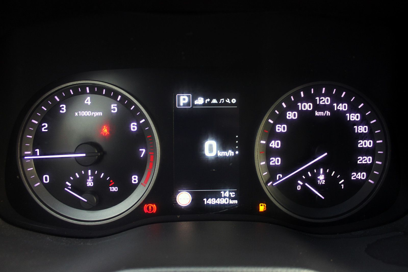 Fahrzeugabbildung Hyundai Tucson 1.6 Turbo Premium 4WD LED SHZ AHK KAM BT