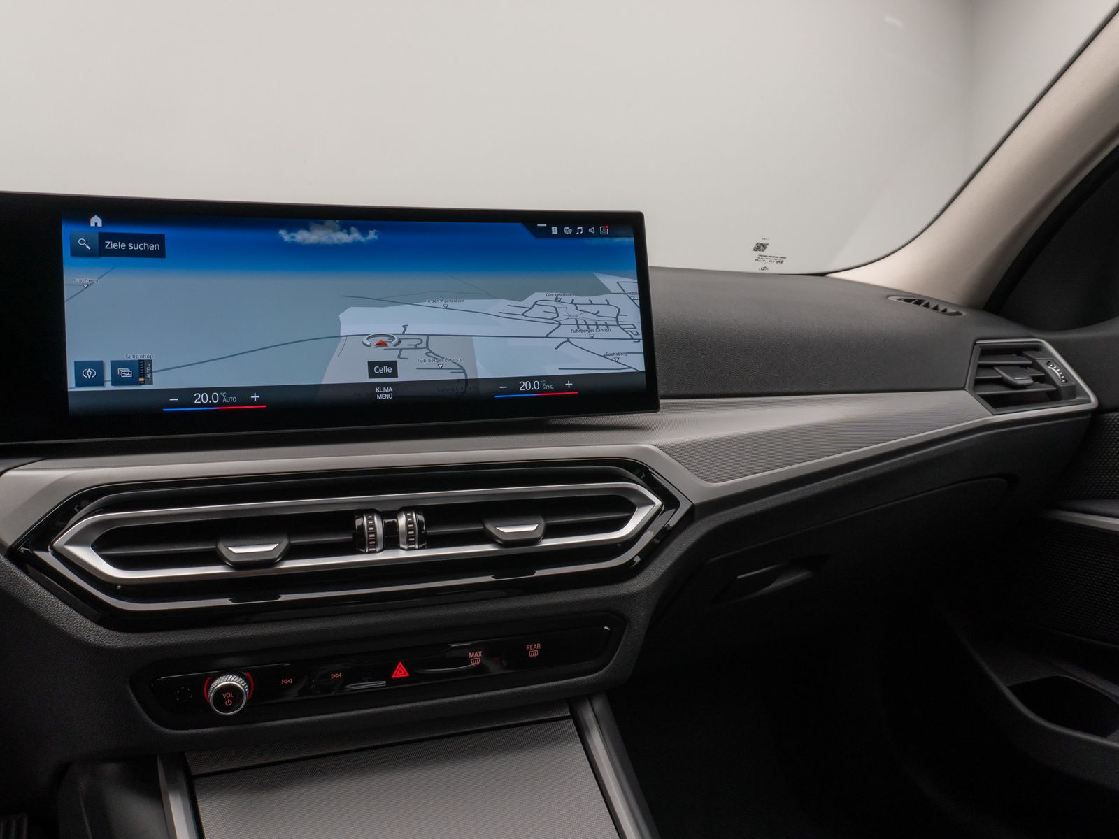 Fahrzeugabbildung BMW 320d xD  Kamera DAB MSport Fernlichtassis 18Zoll