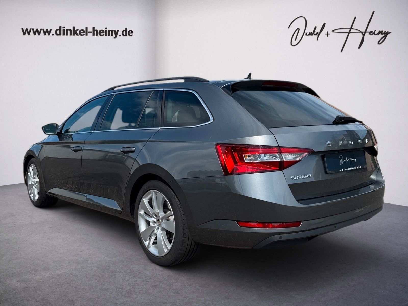 Fahrzeugabbildung SKODA Superb Combi Ambition