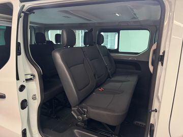 Renault Trafic - 11