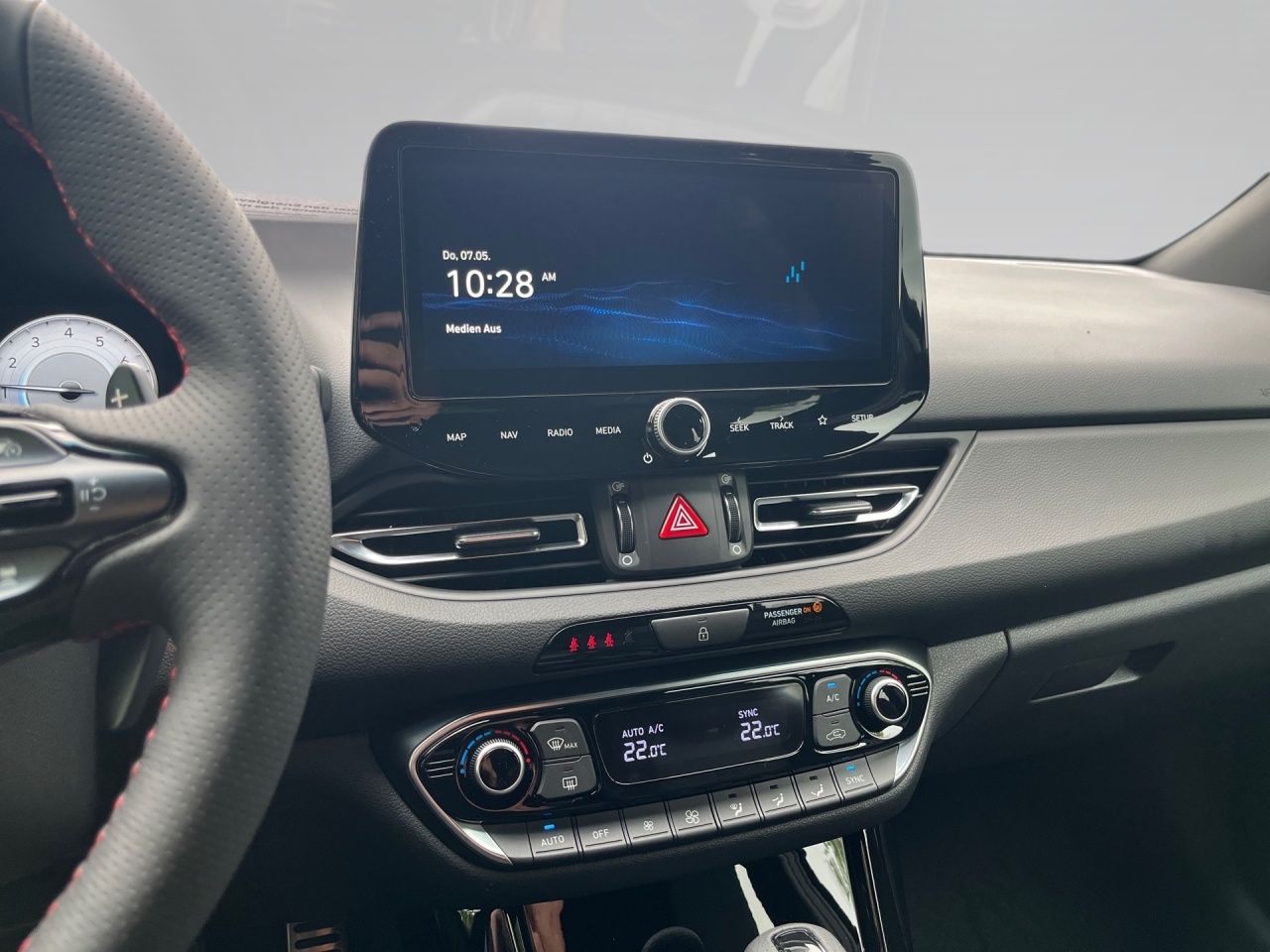 Fahrzeugabbildung Hyundai i30 N-LINE X *KLIMAA*CARPLAY*NAVI*SHZ*LHZ*
