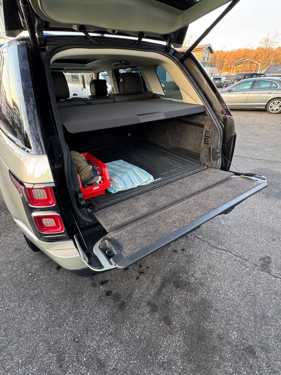 Fahrzeugabbildung Land Rover Range Rover HSE  **aussergewöhnlich **