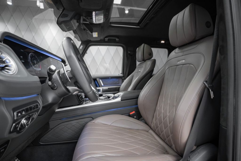 G 63 AMG 4×4² SAND / BEIGE WARRANTY - Bild 15