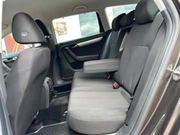 Bild 17 VW Passat Variant Trendline Zahnriemen NEU