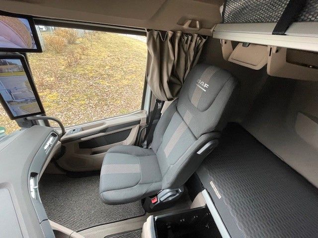 Fahrzeugabbildung DAF FT XG 450