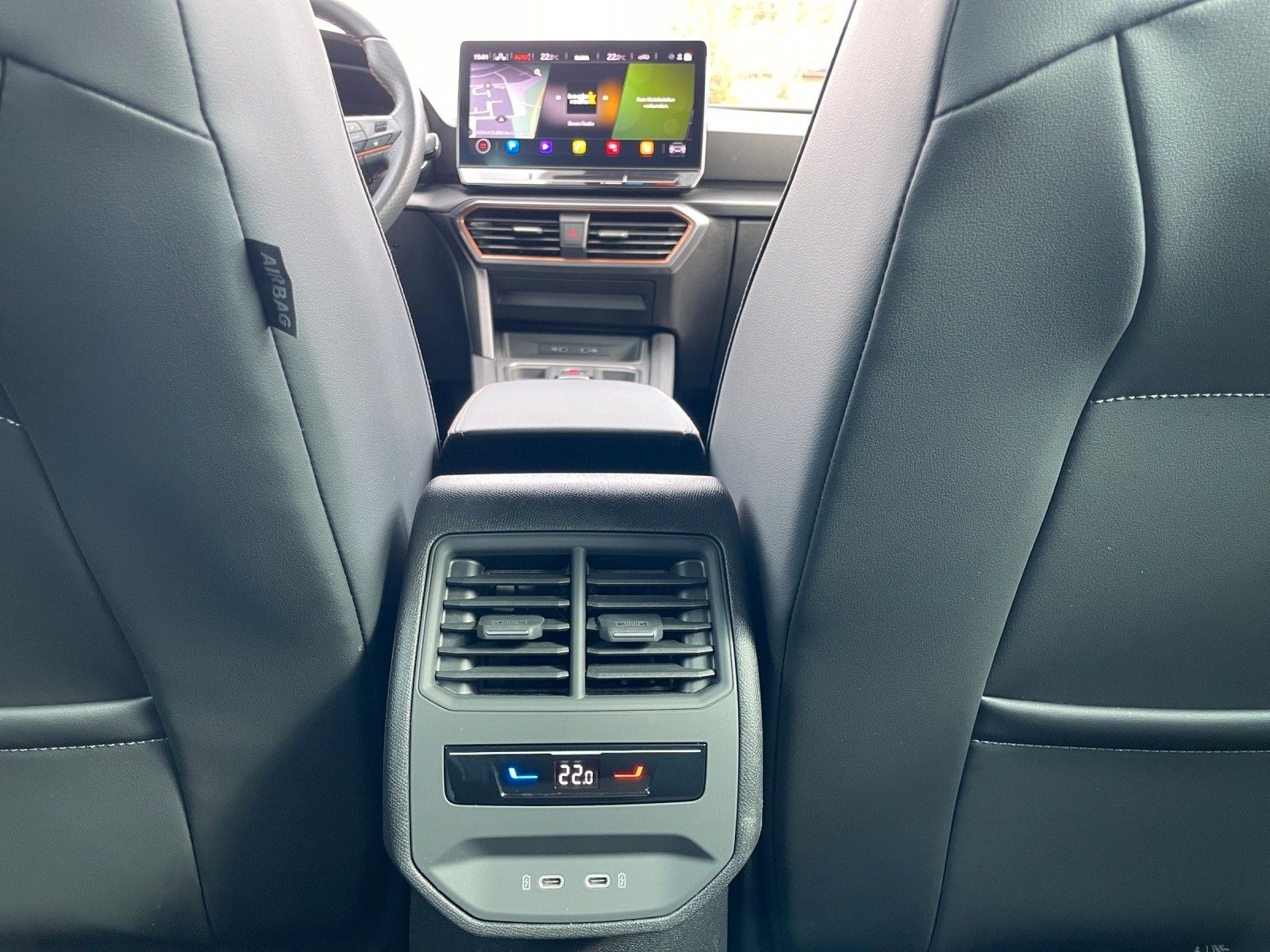 Fahrzeugabbildung CUPRA Formentor 1.5 TSI DSG LED/NAVI/ACC/TOT/APP/SHZ