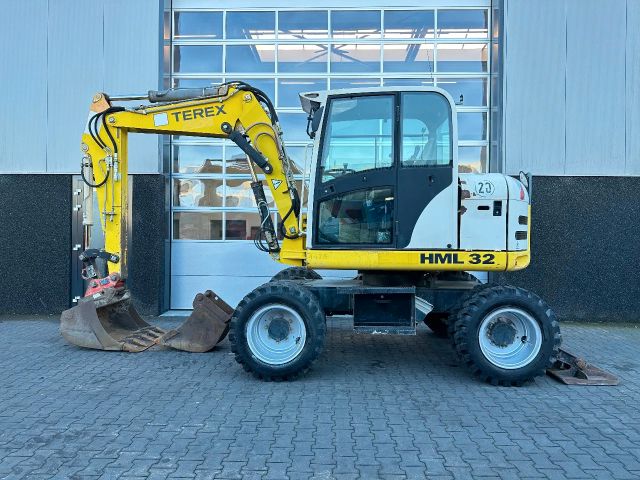 Terex Schaeff HML 32 - Triple Boom