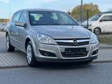Opel Astra H Lim. Edition AUTOMATIK AHK KLIMA - gebrauchte Opel Astra aus dem Jahr 2008