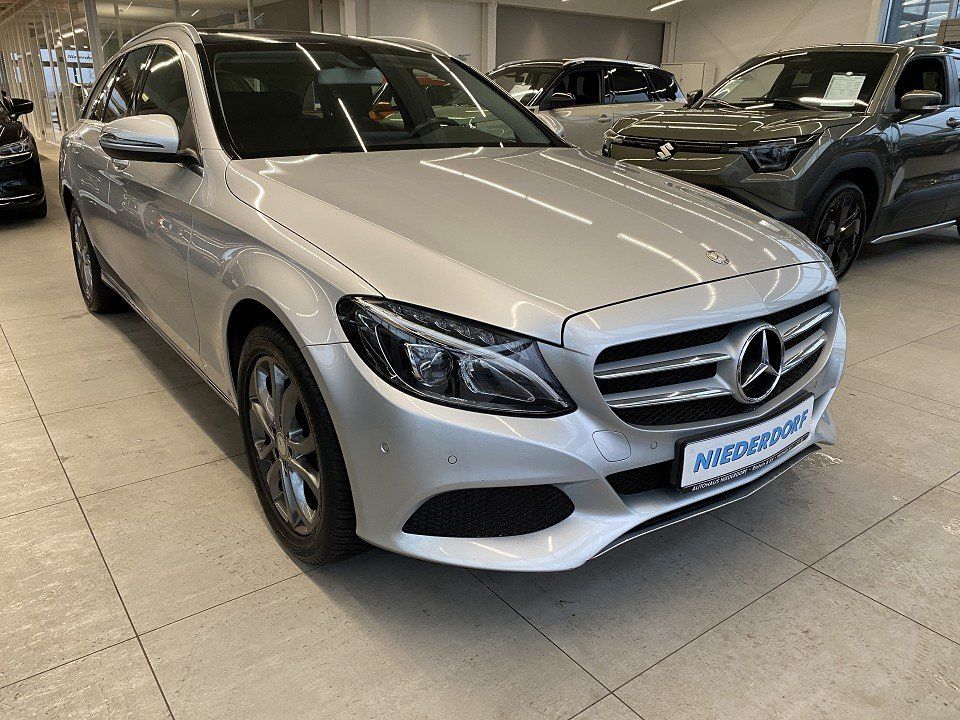 MERCEDES-BENZ C 250 T Avantgarde PANO LEDER STANDHZG AHK