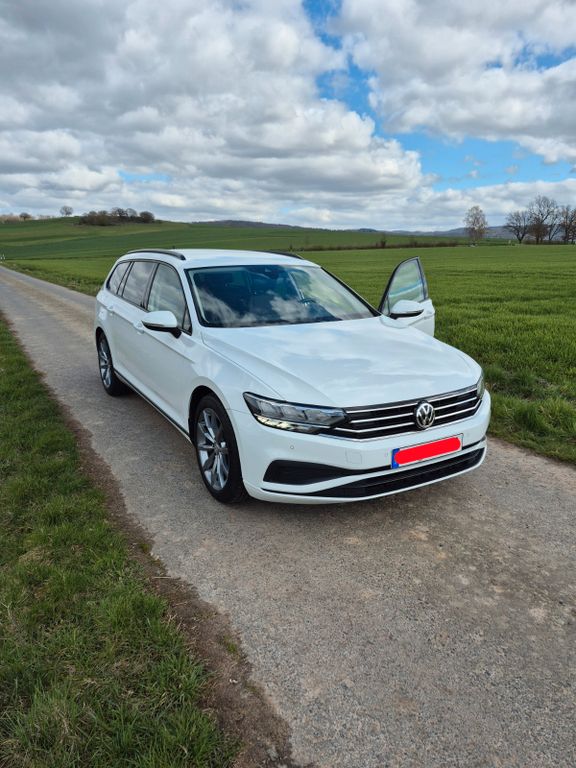 Image of Volkswagen Passat