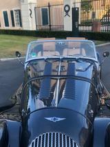 Morgan Plus 4  in traditioneller Ferrari Farbe - Morgan Plus 4