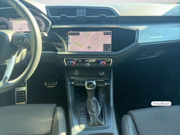 Audi Q3 - 10
