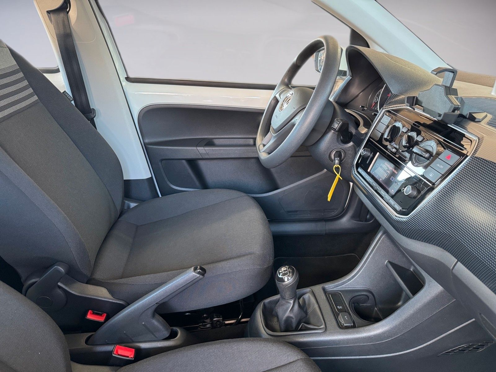 Fahrzeugabbildung Volkswagen up! move up! 1.0 MPI