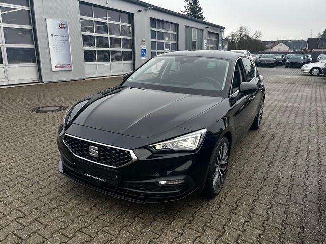 Seat Leon 1.5 TSI Xcellence R.Kamera V-Cockpit 18`Alu