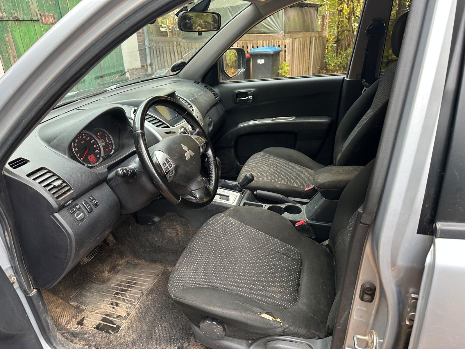 Mitsubishi L200