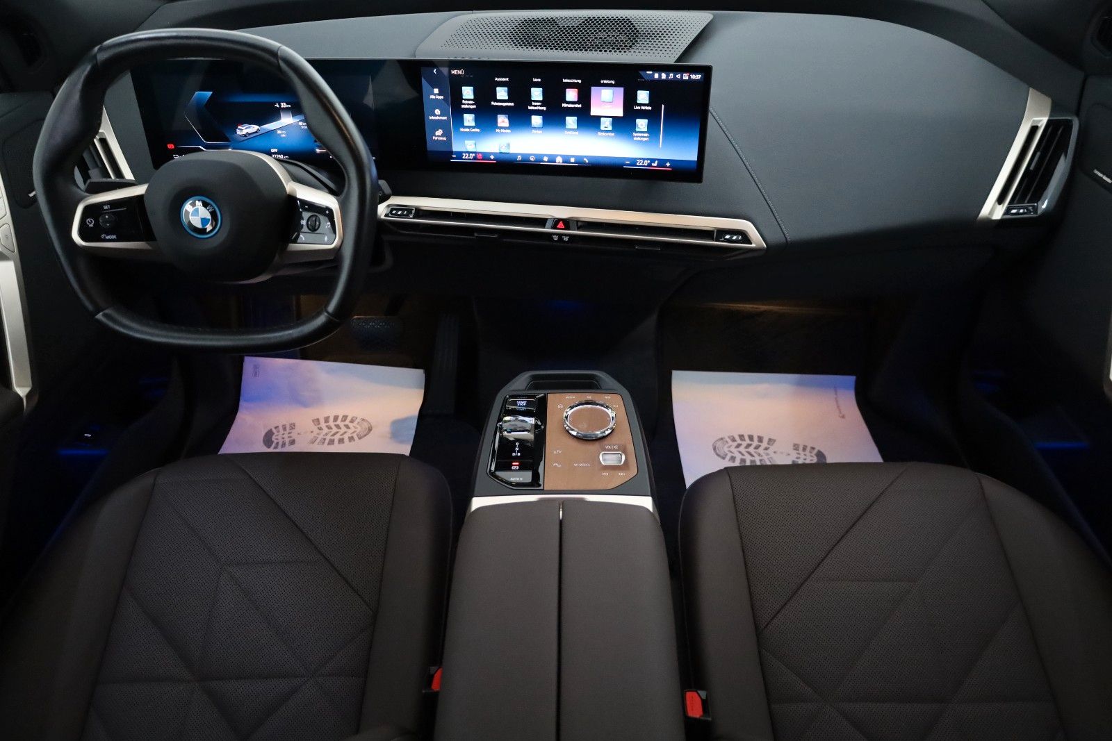 Fahrzeugabbildung BMW iX 50 xDrive,Leder,Navi,Laser,360Kamera,Panorama