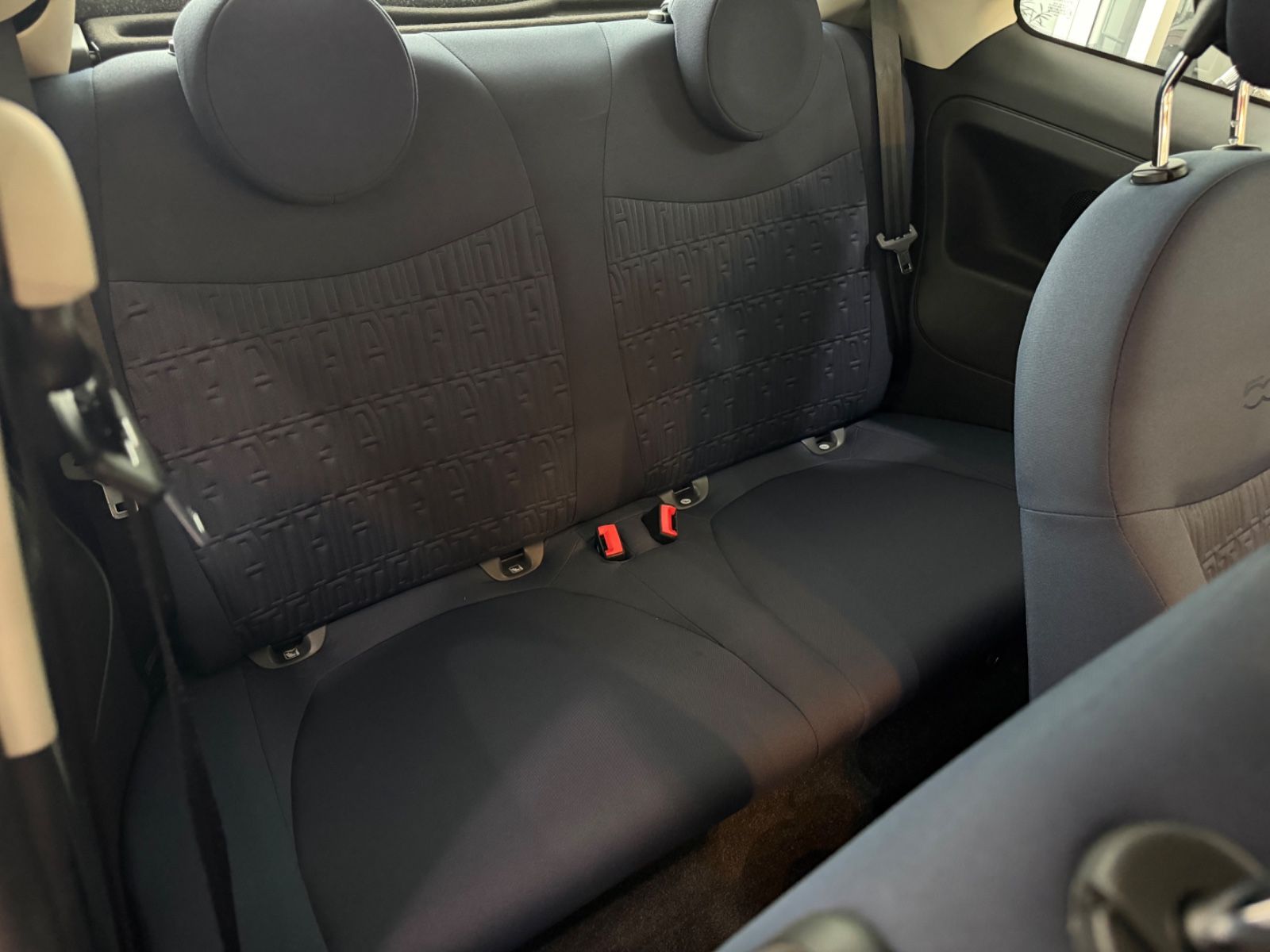 Fahrzeugabbildung Fiat 500 Cult