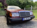 Mercedes-Benz W124 H-Kennzeichen 230E, TÜV neu