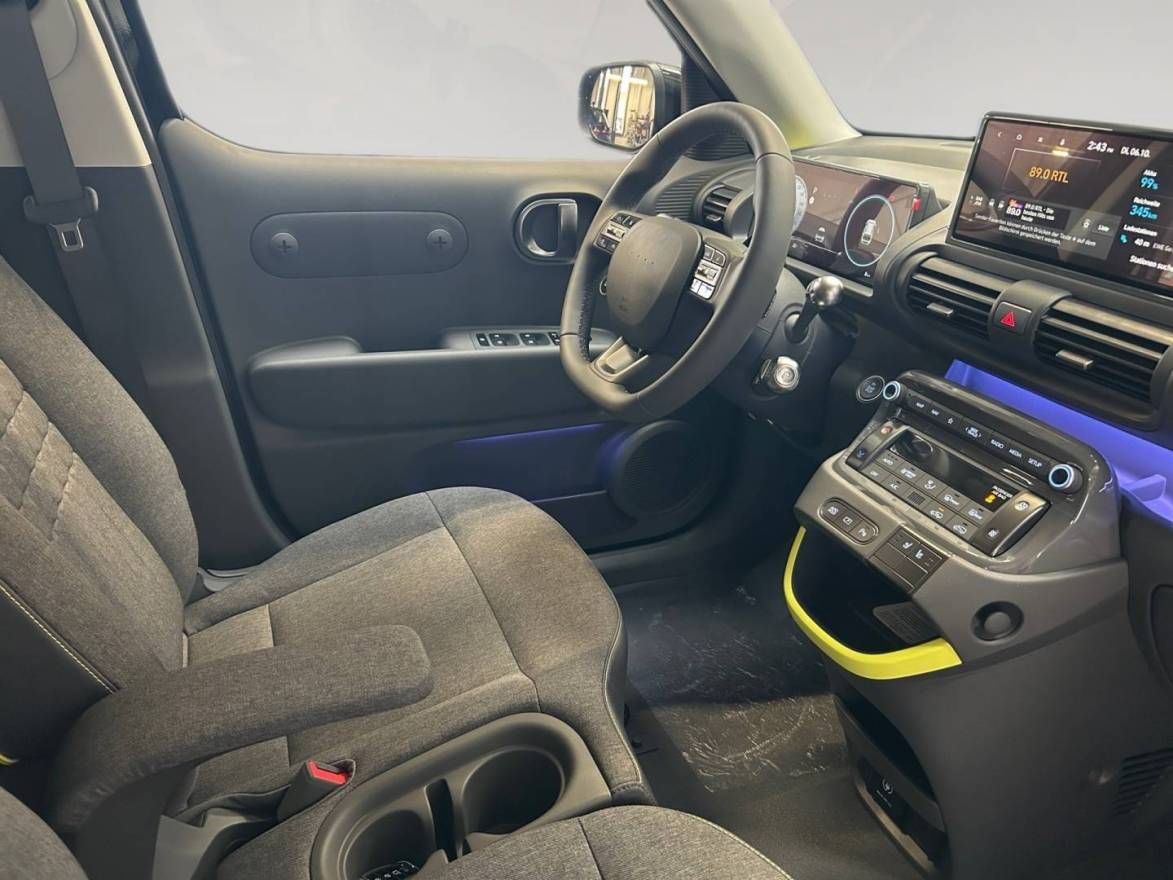 Fahrzeugabbildung Hyundai INSTER Cross Elektro-Komfort-Paket, V2L-Paket, A