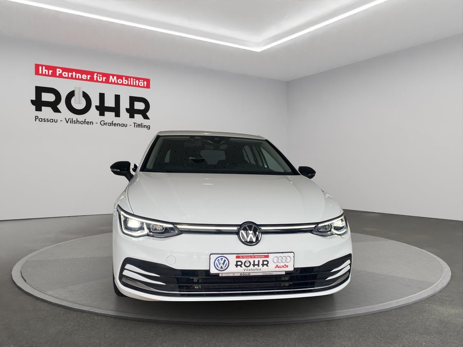 Volkswagen Golf VIII Life (NAVI.SHZ.ACC.AHK.DAB) 2.0 TDI