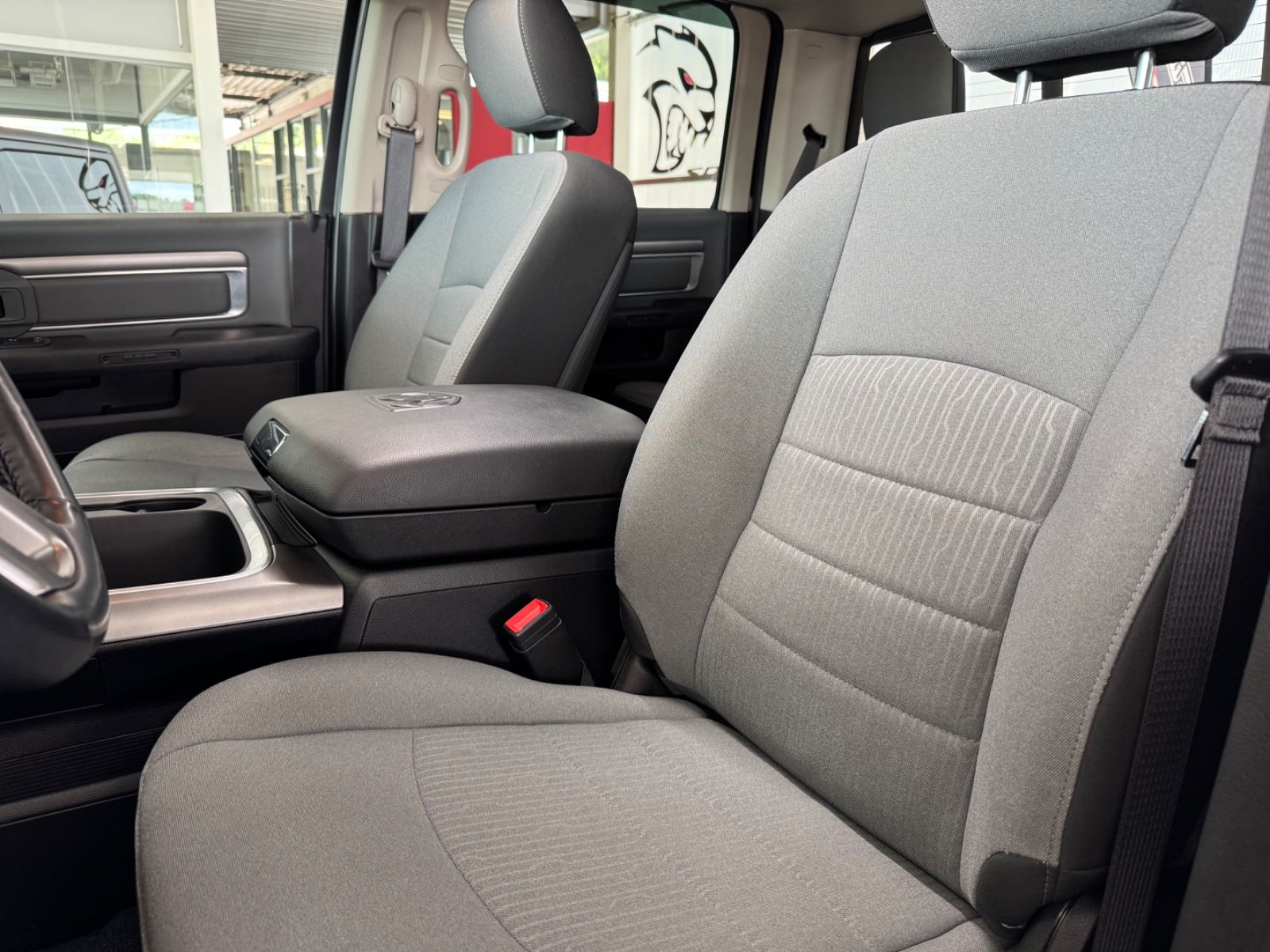 Fahrzeugabbildung Dodge RAM 1500 Classic Black Edition LPG LED TOP