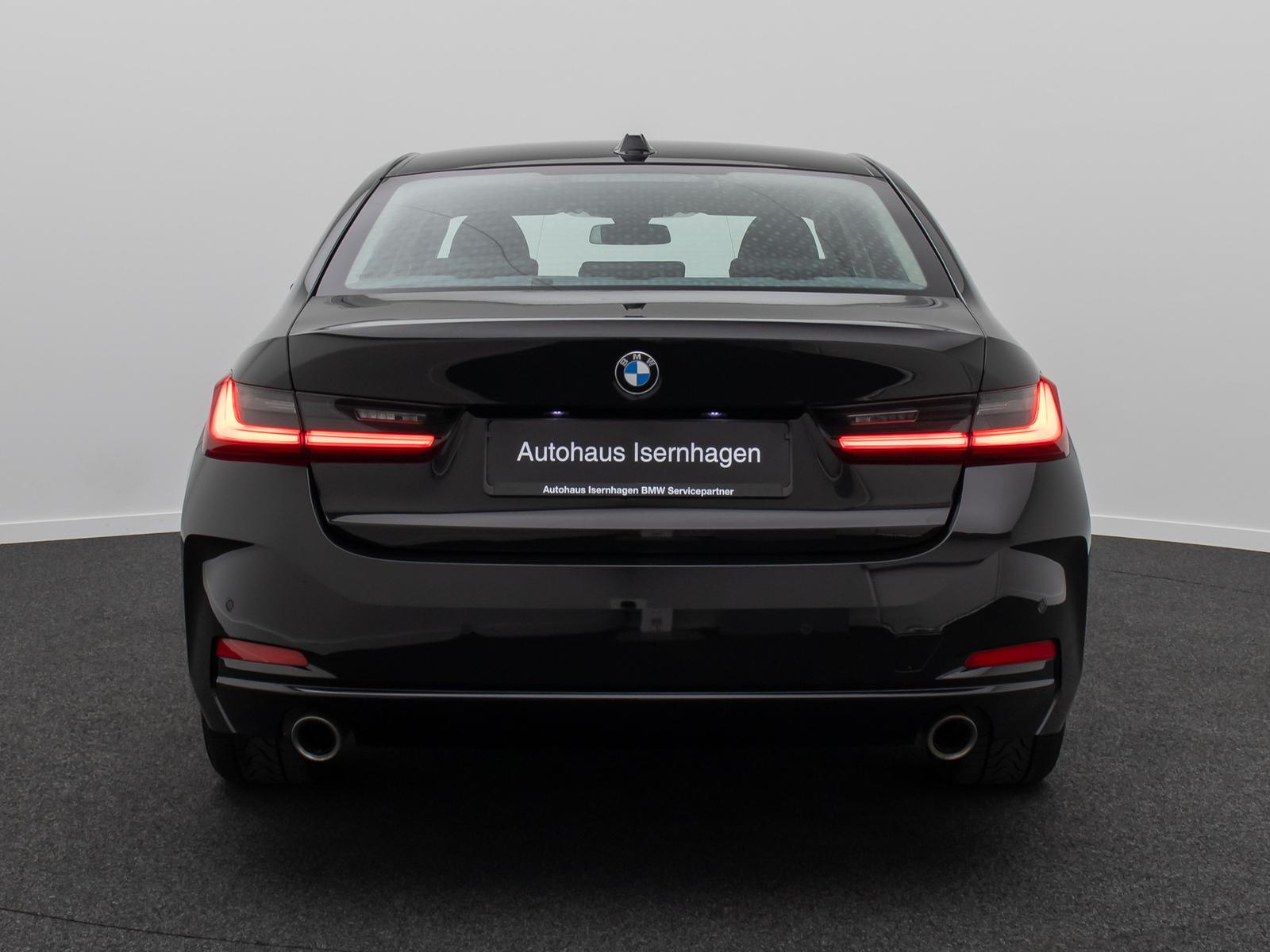 BMW 318i  Widscreen PDC GeschwindigReg DAB Cockpit+