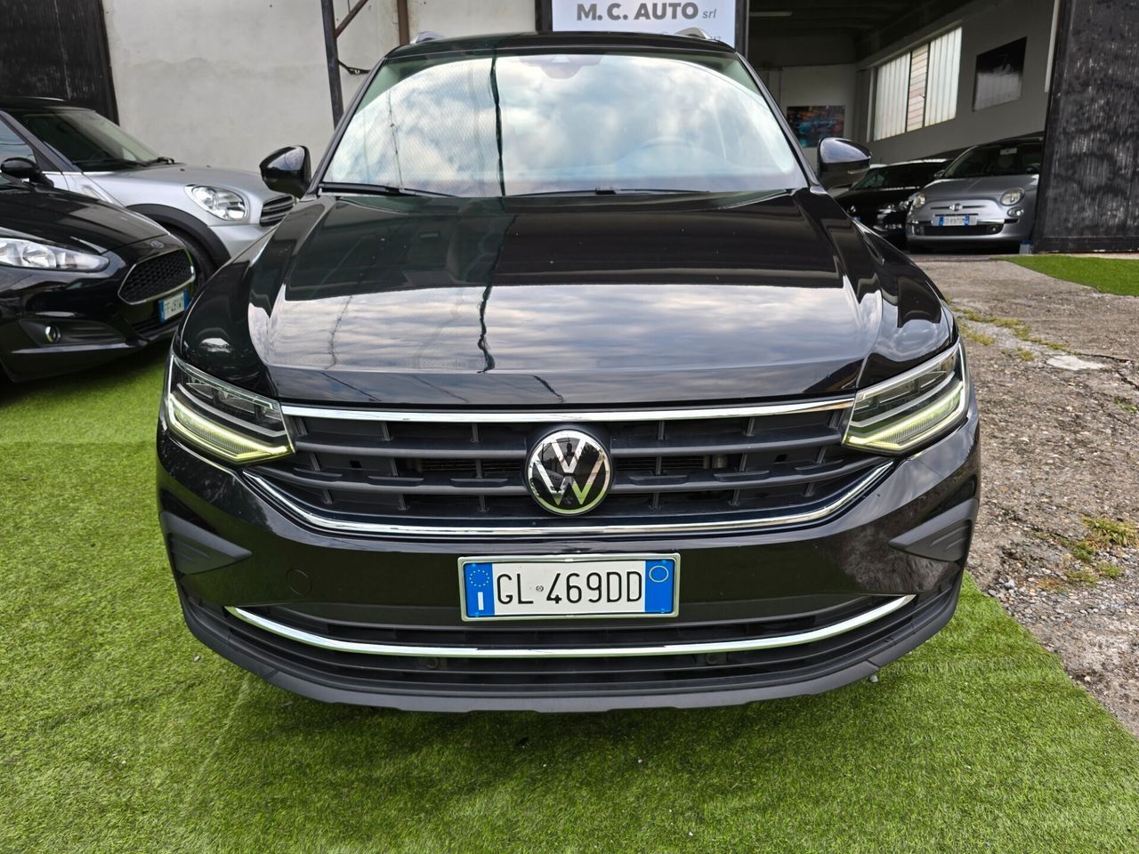 Volkswagen VW Tiguan 2.0 TDI 150CV Life 160000KM -2022 imagem 2
