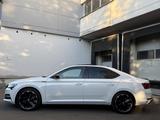 Skoda Superb Sportline LED Navi ACC Pano VirtualCockpi - Skoda Superb: Limousine
