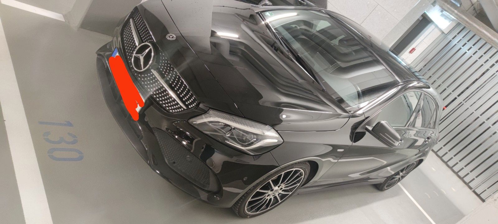 MERCEDES-BENZ A 180 AMG Line 