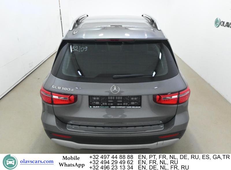 Mercedes-Benz GLB 180