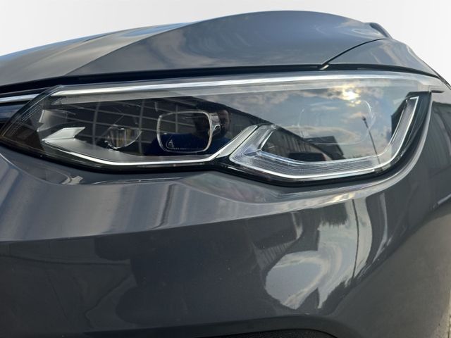 Golf VIII Variant 1.5 eTSI Life LED+NAVI+AHK+ACC
