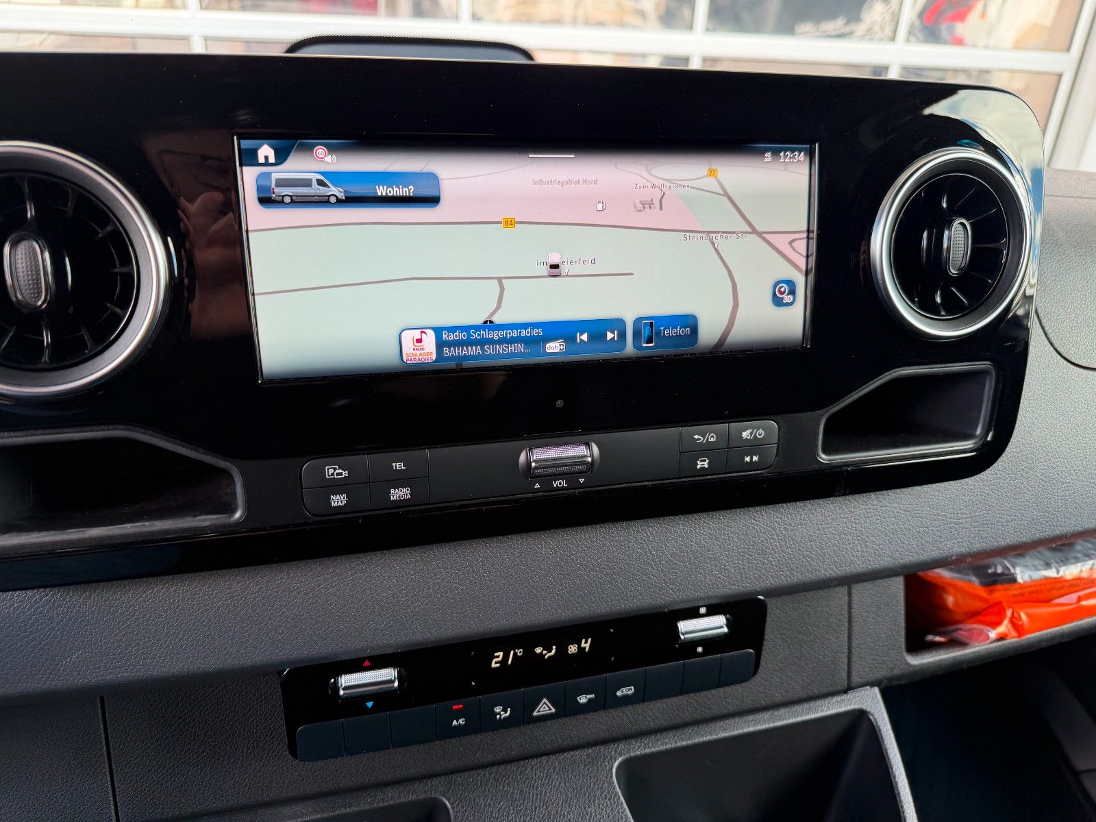 Fahrzeugabbildung Mercedes-Benz Sprinter 317 CDI 9G 3665 LED SHZ Klima Schwing
