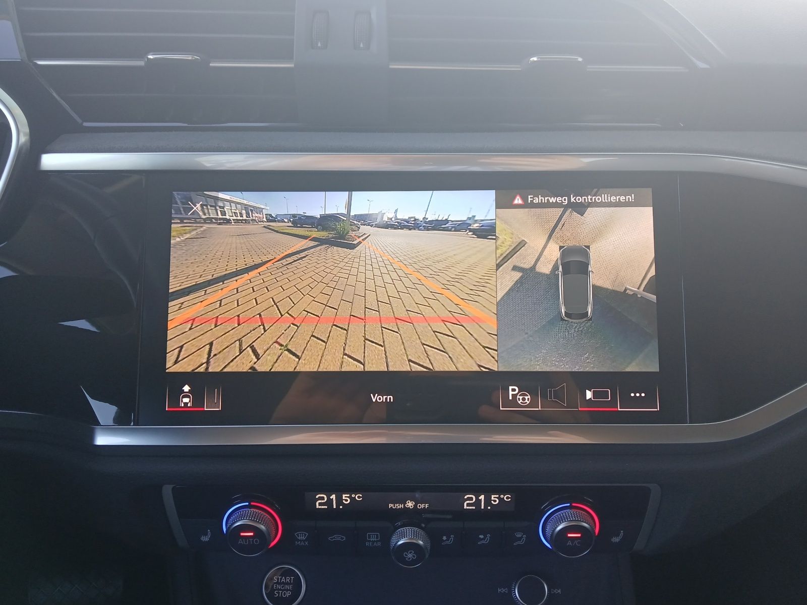 Fahrzeugabbildung Audi Q3 Sportback 45 TFSI quattro S-line S-tronic LED