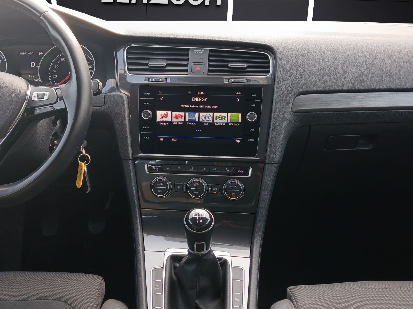 Fahrzeugabbildung Volkswagen Golf VII Variant TDI Comfortline Standhzg LED Na