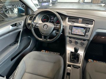 MYAUTOCENTER – Gebraucht- und Jahreswagen mit Werkstattservice in Pfaffenhofen Volkswagen Golf VII Variant Comfortline BlueMotion