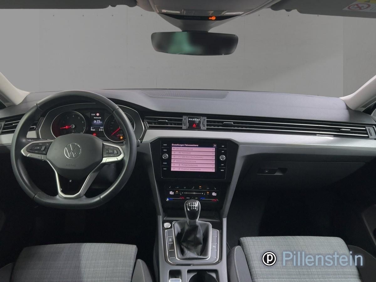 Volkswagen Passat Variant - Bild 8