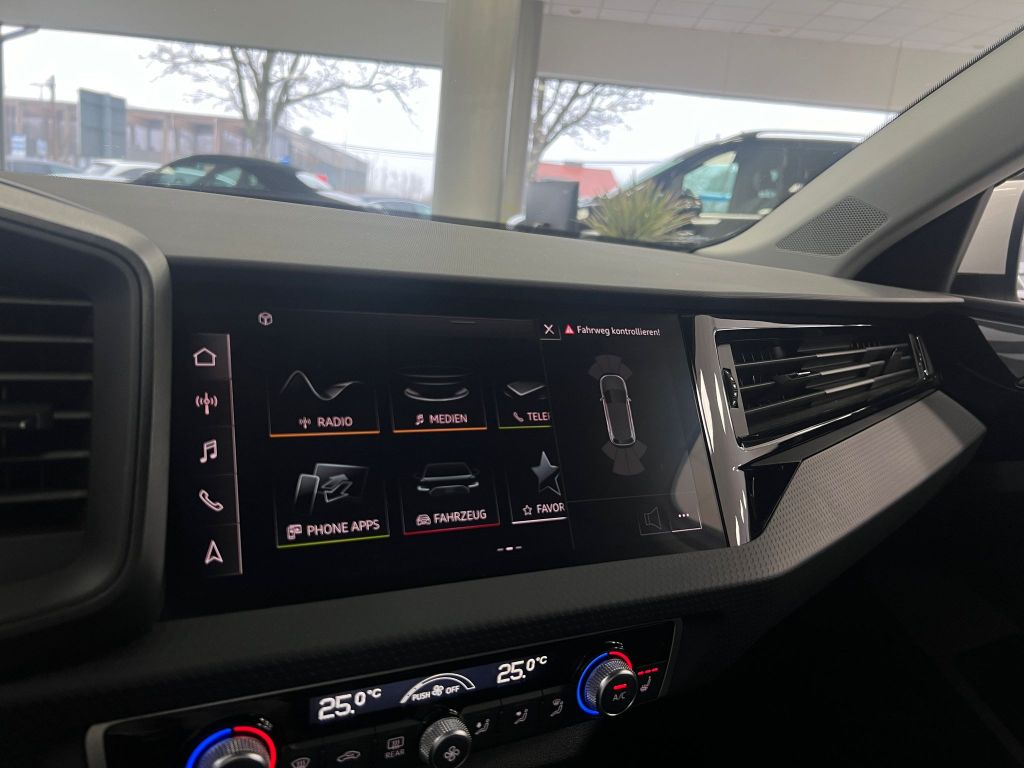 Audi A1 35 TFSI S-line*S-TRONIC*LED*VIRTU*MMI*