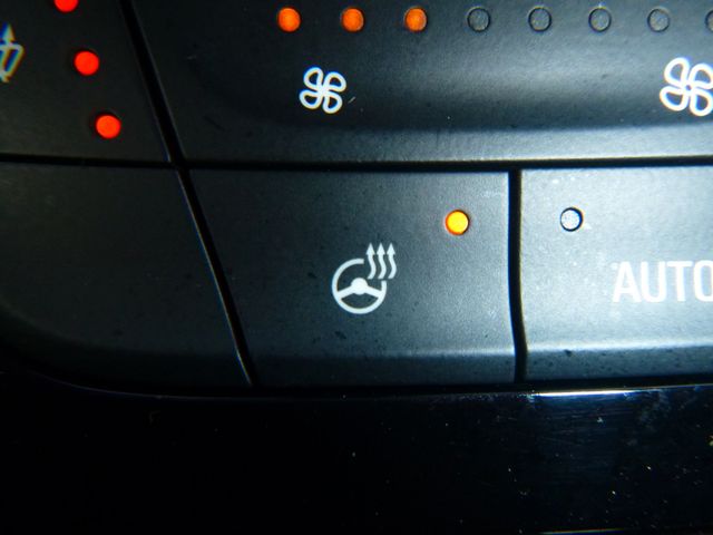 Fahrzeugabbildung Opel Astra K Sports Tourer 1,5 D >NAV/LED/KAM/PDC<